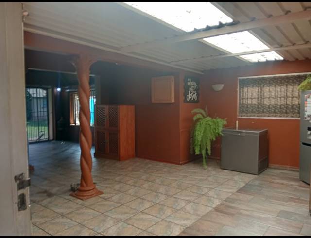 5 BEDROOM HOUSE FOR SALE IN BIRCHLEIGH